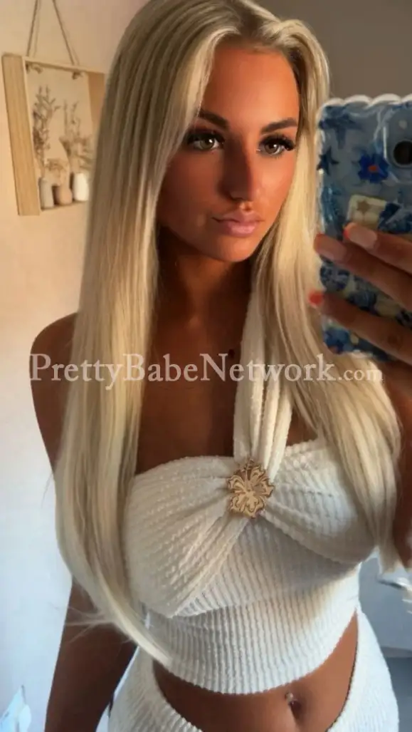 British Blonde Rose: Tawny Malabar Hill Escort for Sex, Dating, and Outdoor Fun